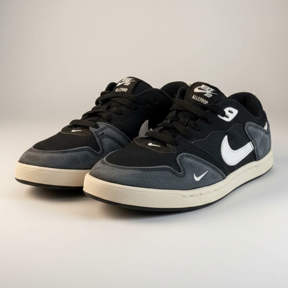 Nike SB Alleyoop Black White Skate Shoes Suede Low Top Sneakers Youth 6Y EU 38.5
